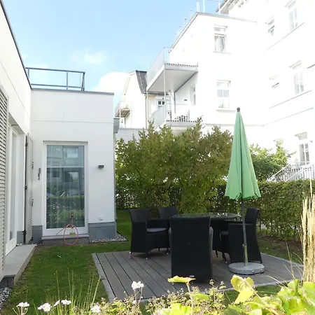 Strandhaus Seeblick 12 * Binz